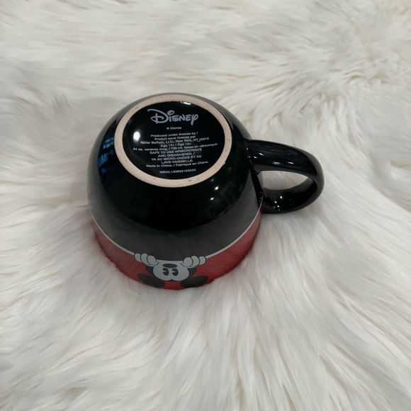 Disney Silver Buffalo Mickey Mouse Pie Eye Big Smile Ceramic Soup Mug, 24 Ounces - Picture 14 of 14